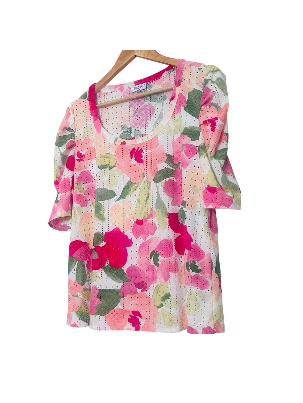 NWOT Luxology Floral Eyelet Short Sleeve Spring Top Large Pink Green Colorful